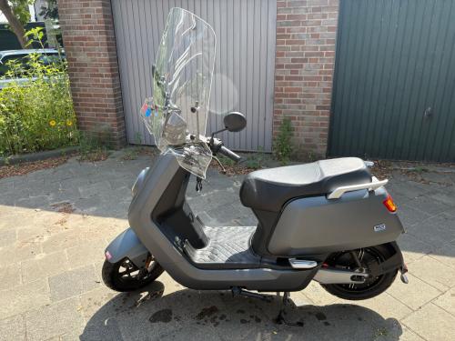 Niu NQi Sport Elektrische Scooter - Zo goed als nieuw