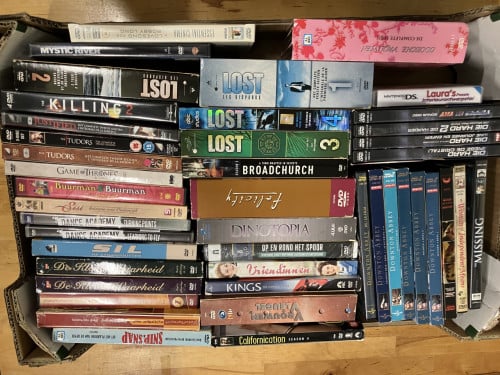 Dozen met dvd - series en films
