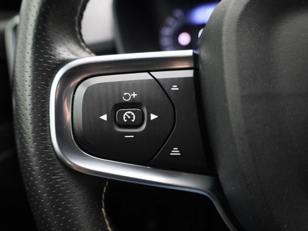 Volvo XC40 recharge p8 awd r-design | automaat | apple carplay / android au