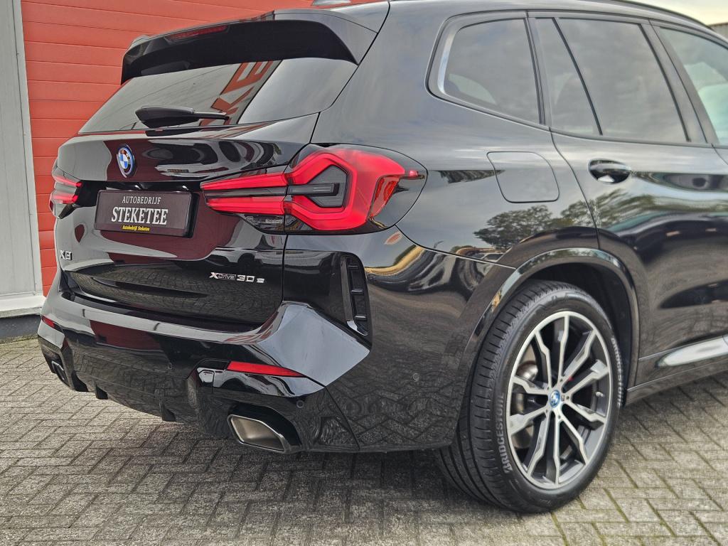 BMW X3 xdrive30e high executive m-sport | pano | acc | head-up | rijklaar i