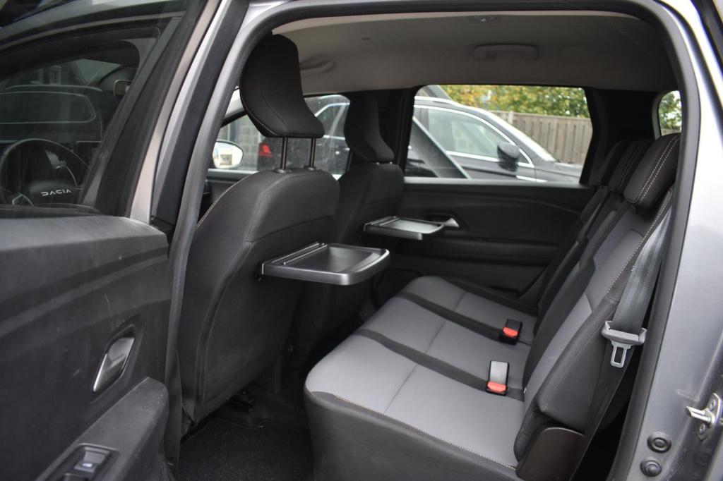 Dacia Jogger 1.6 hybrid 140 extreme 7p. | stoelverwarming | apple carplay |