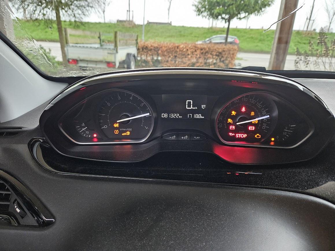 Peugeot 208 1.2 PureTech nieuwe APK