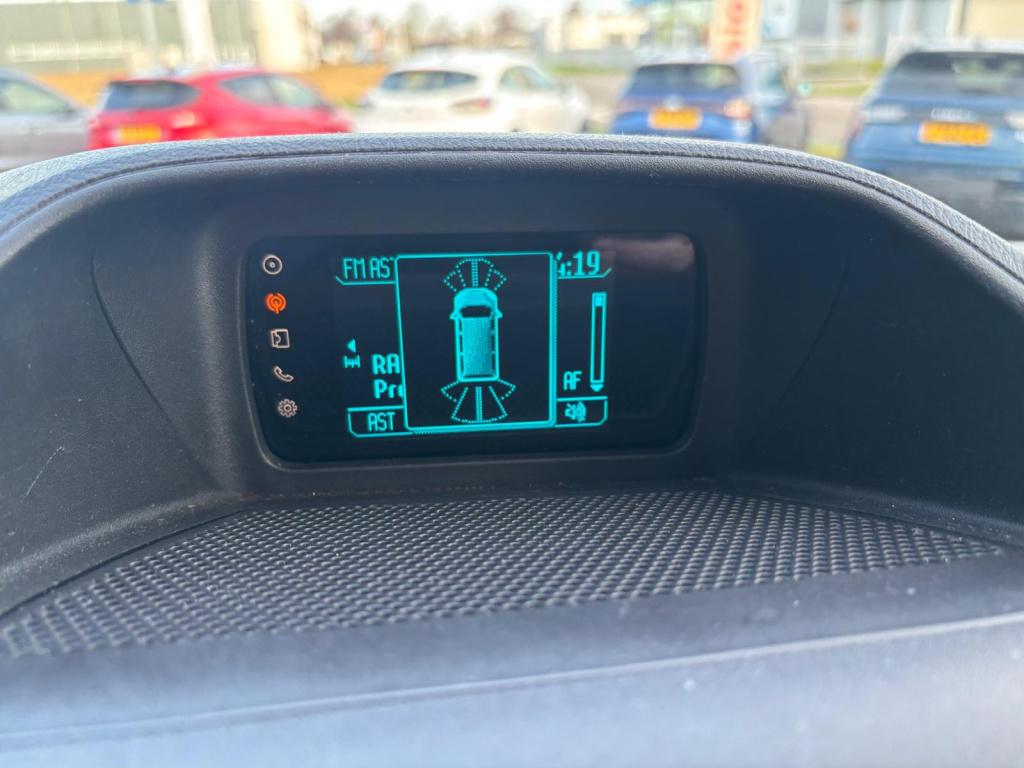 Ford Transit Custom 2.2 tdci l1h1 trend, marge auto