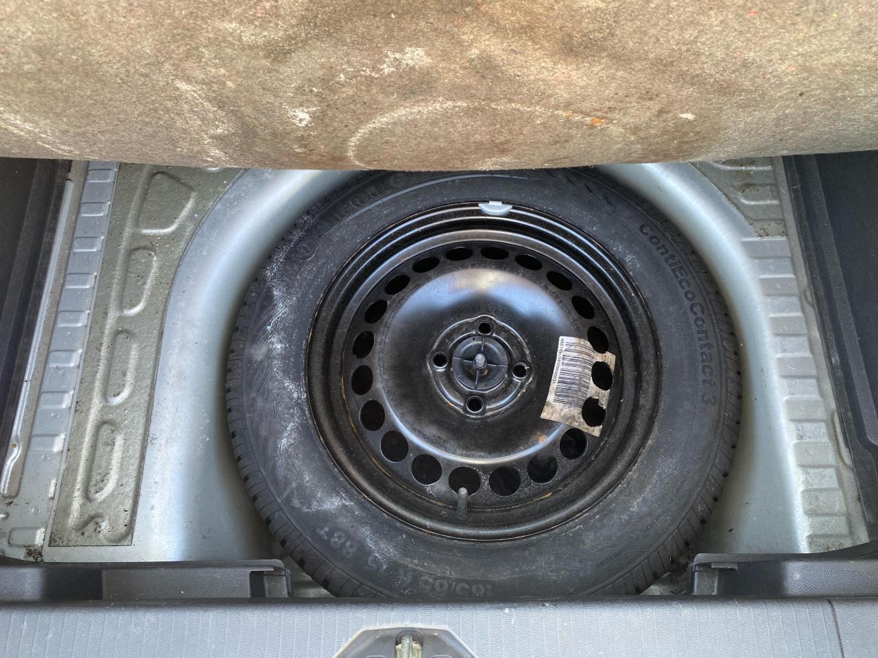 Opel corsa 1.2 3d netjes nap rijd goed