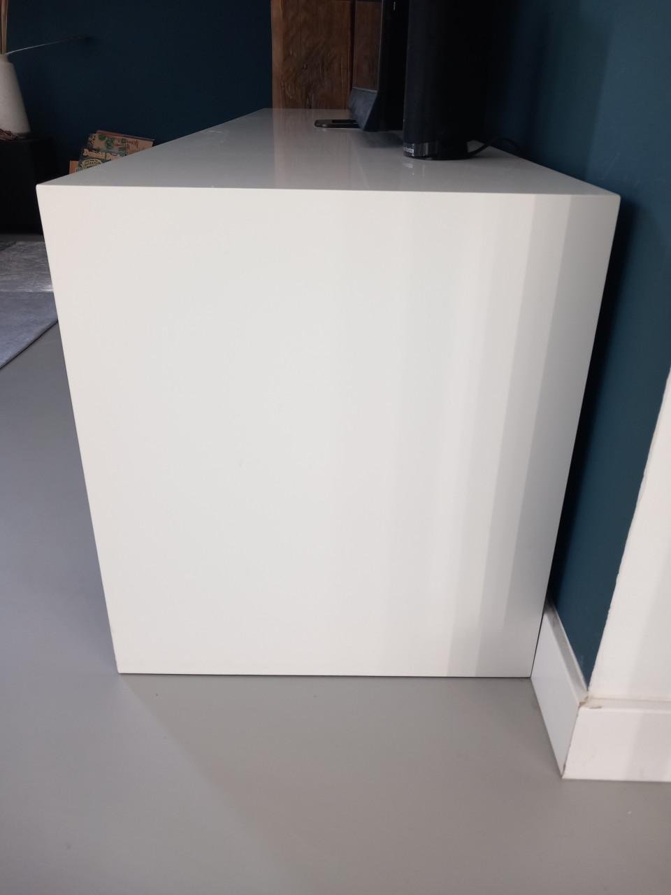 Mooi wit televisiemeubel