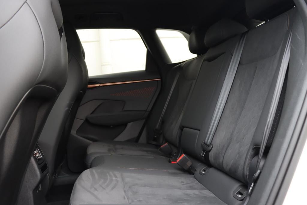 Cupra Terramar 1.5 tsi e-hybrid business 204pk dsg6 | soh 100% |