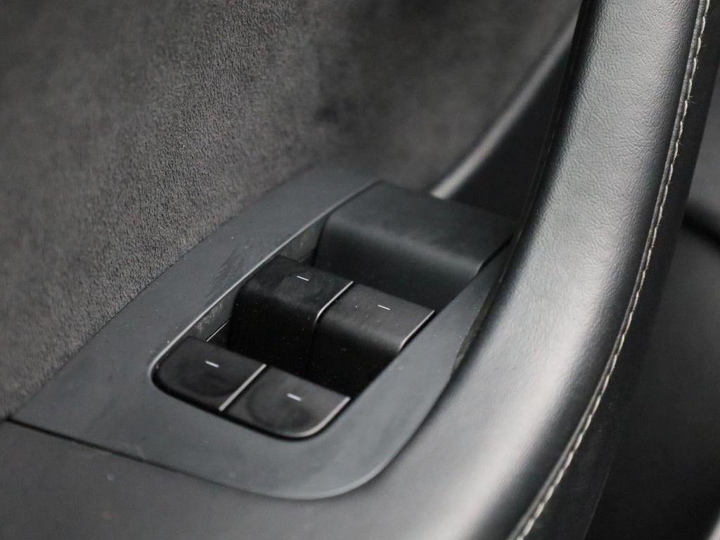 Tesla Model 3 standard rwd plus 60 kwh | automaat | panorama dak | stoel ve