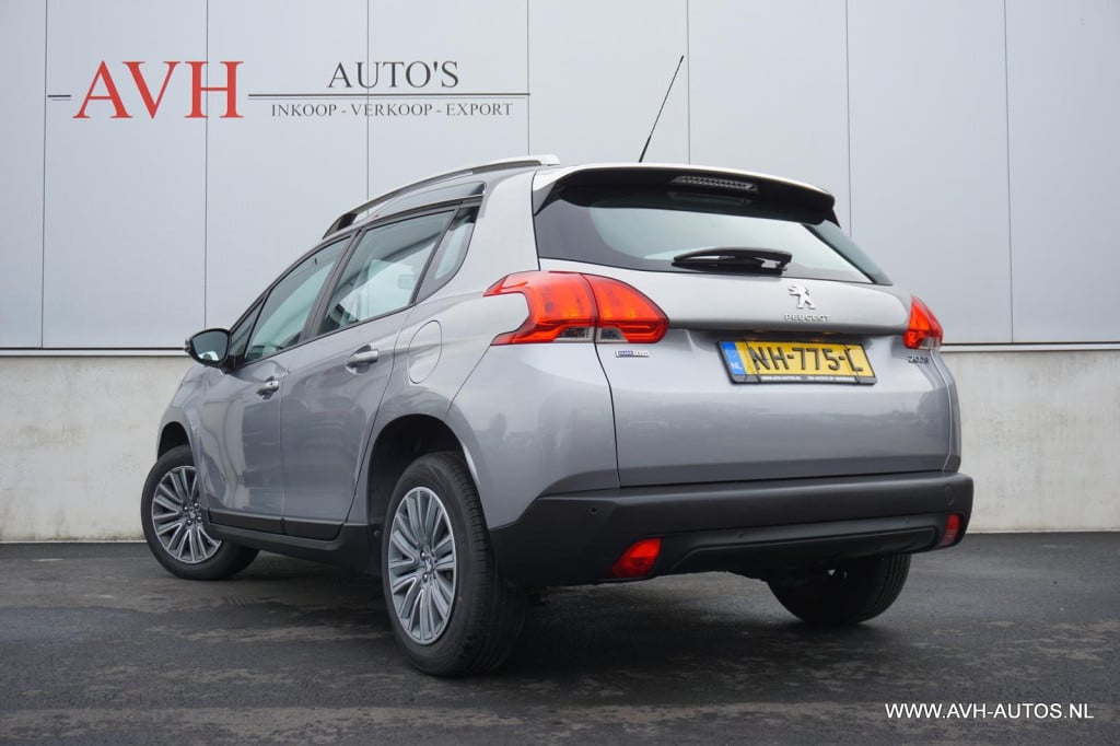 Peugeot 2008 1.2 puretech style