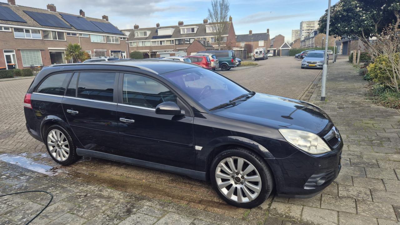Opel Vectra OPC-line – ruim, compleet en praktisch
