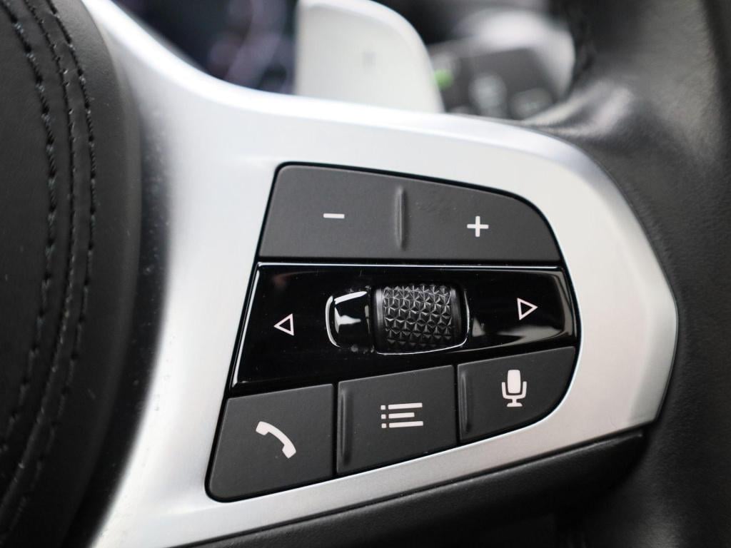 BMW X3 xdrive30e high executive | m-sport plus | panoramadak | apple carpla