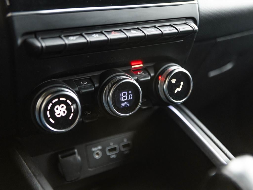 Renault Clio 1.0 tce 90pk intens automaat | navigatie | 360 camera | park. 