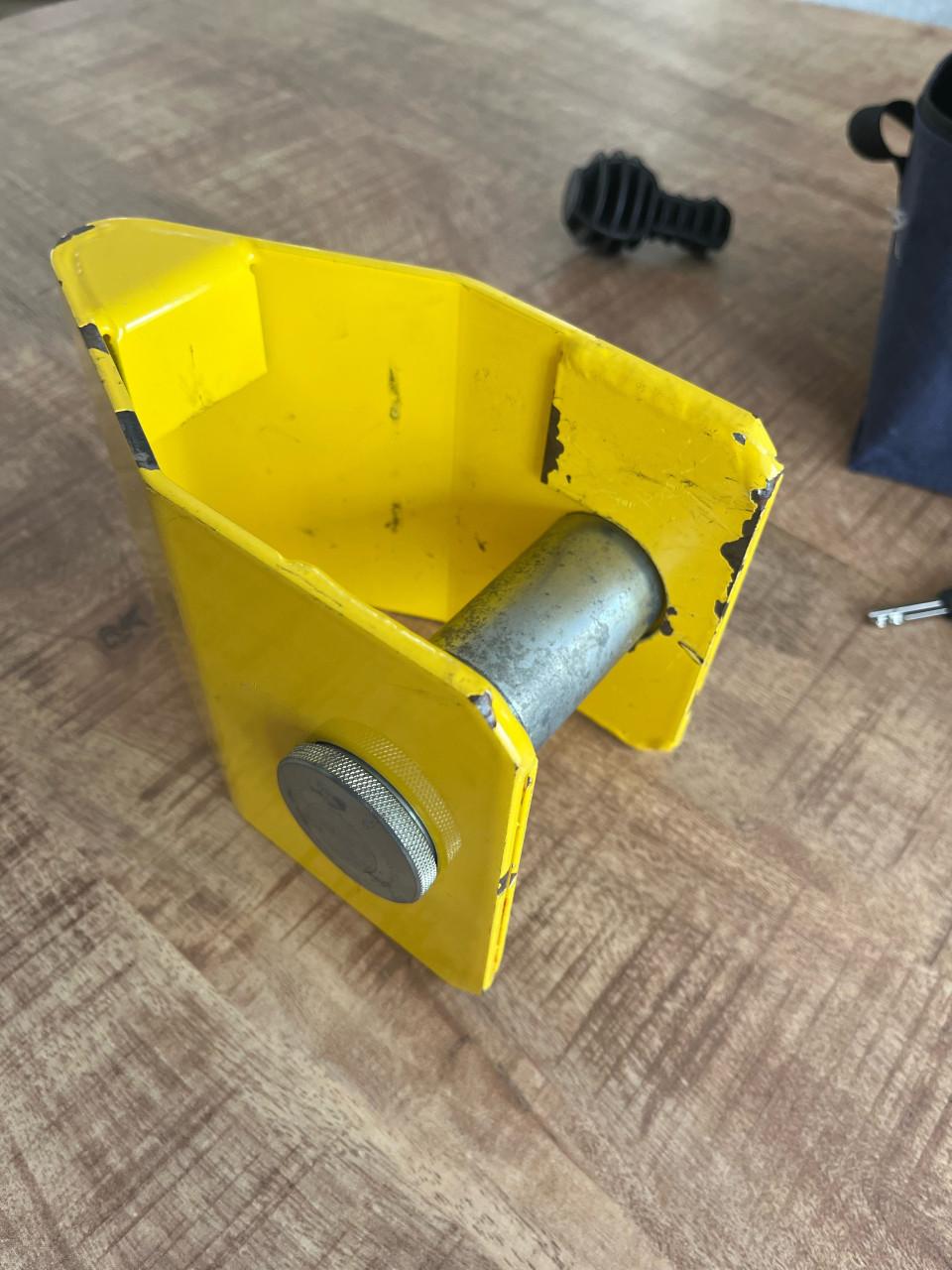 Milenco AL-KO 3004 koppelingsslot,  compleet met 3 sleutels en opbergtas