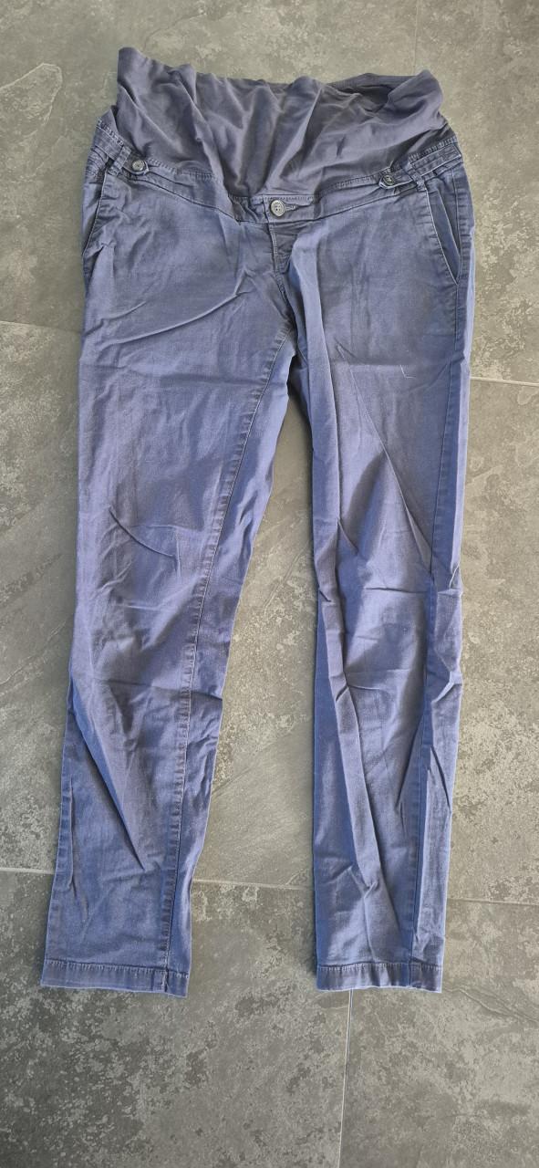 Meerdere zwangerschapsbroeken en rokken maat M