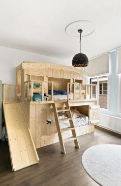 Massief hout boomhut stapelbed