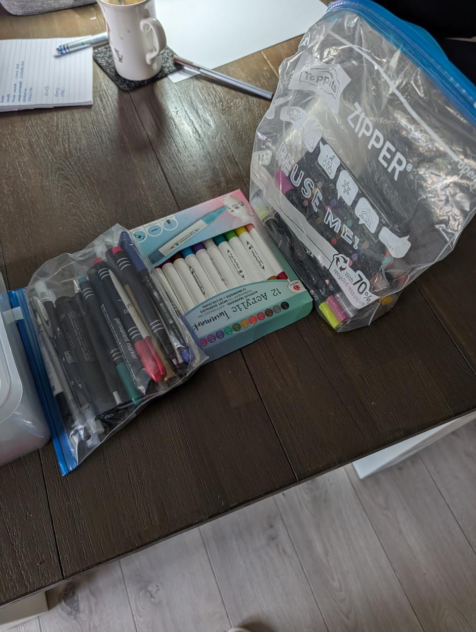 Stiften en pennen