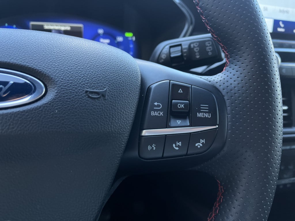 Ford Kuga 2.5 phev st-line x | carplay | keyless | trekhaak | camera