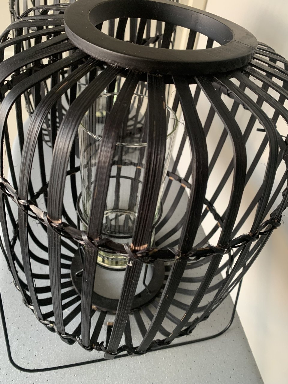 Windlicht met glazen kaarsen houder