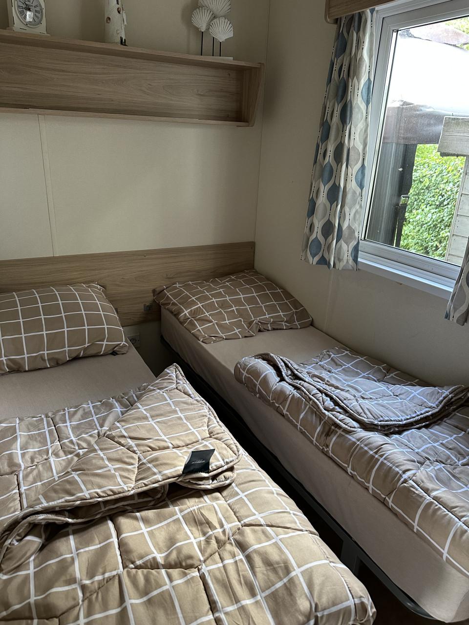 Prachtig en instap klaar chalet te koop op 5* vakantiepark "de Paardekreek"