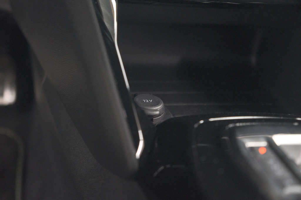 Peugeot 2008 puretech 130 eat8 gt | 360 camera | stoelmassage | adaptieve c