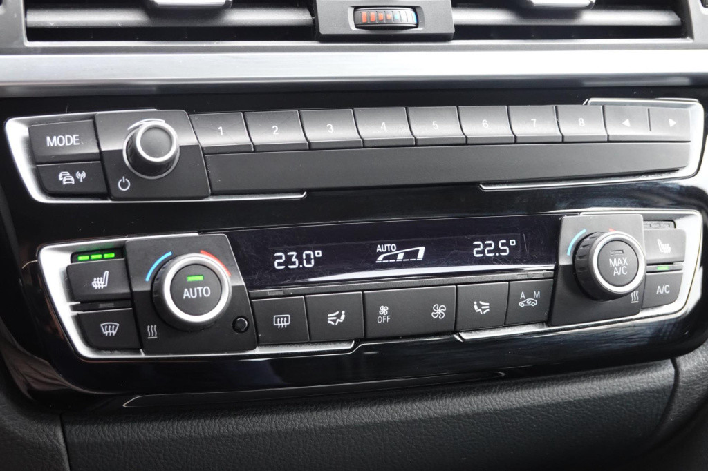 BMW 3-serie 320i executive