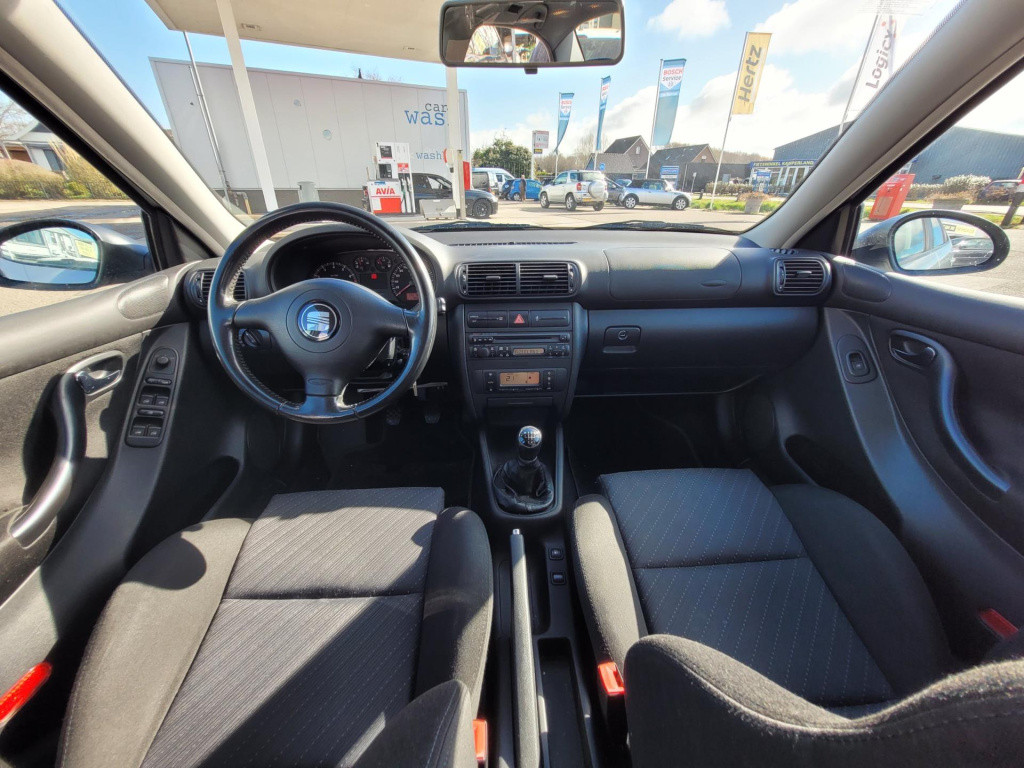 Seat Toledo 1.6-16v sport / dit is de meeneemprijs/