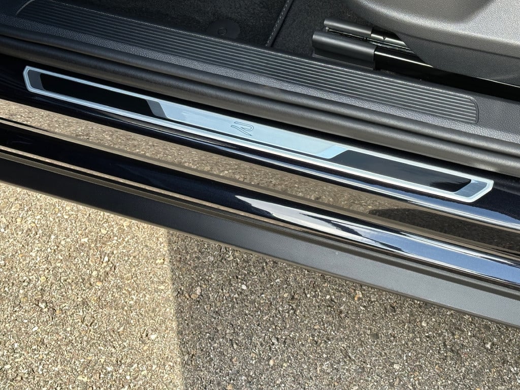 Volkswagen T-roc 1.5 tsi 150pk dsg r-line | camera | keyless | elek. achter