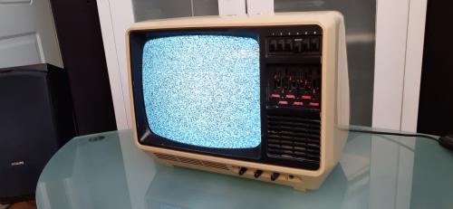 Vintage draagbare tv philips goed werkend
