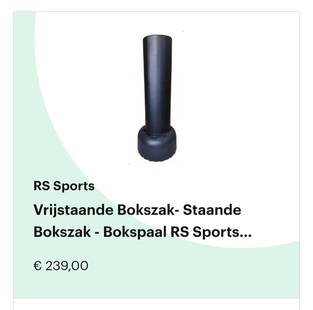 Staande bokszak met bokshandschoenen