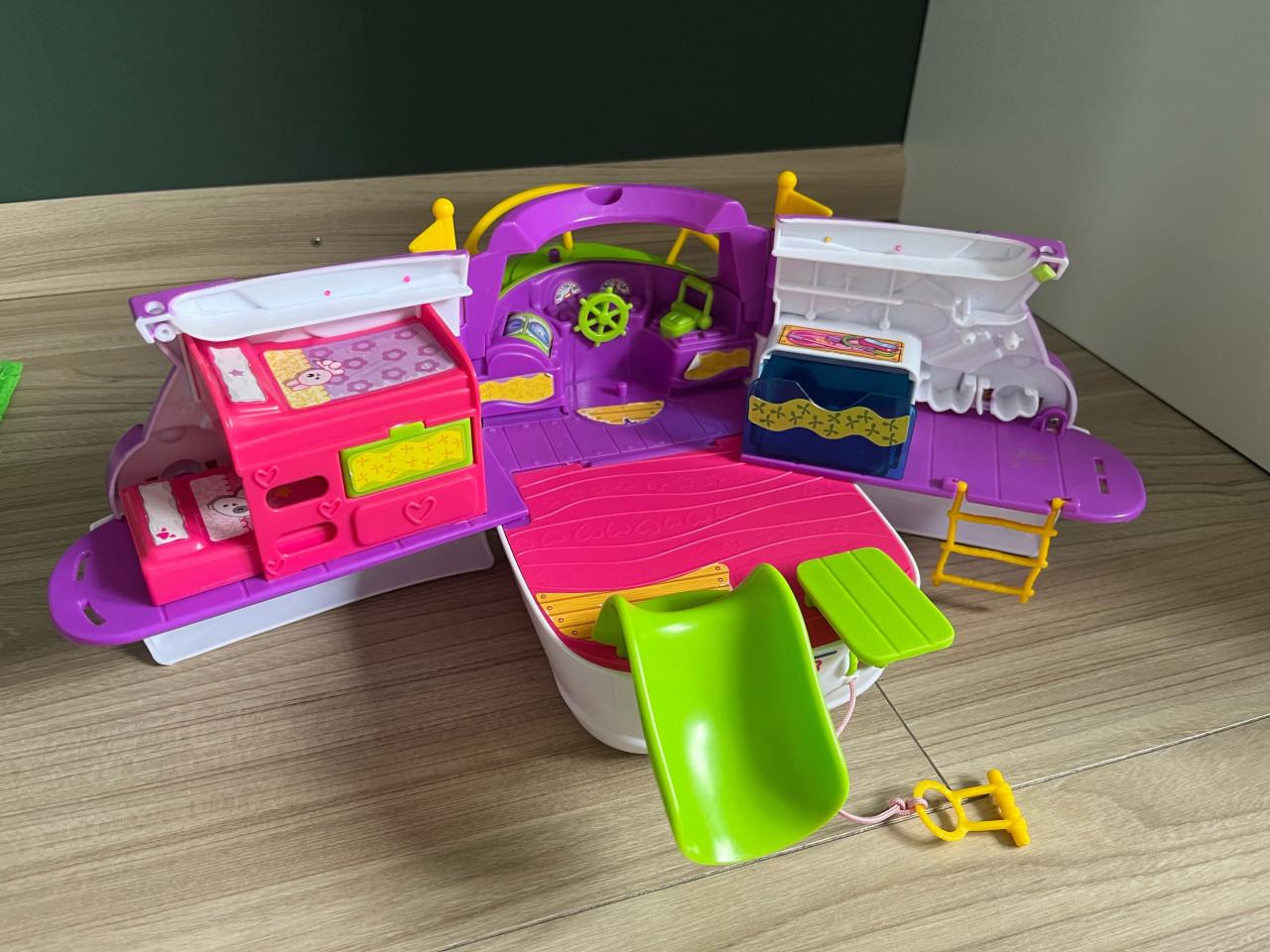 Pinypon set: boot, auto, vele accessoires en meerdere poppetjes