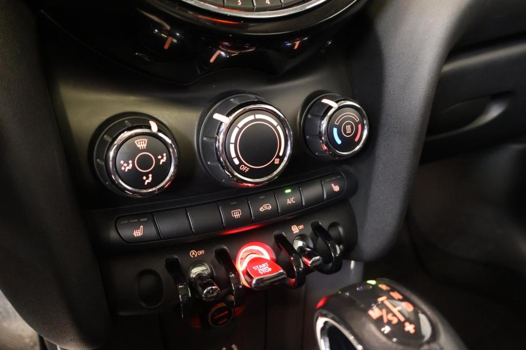 Mini Cooper mini 1.5 salt business nl auto, stoelverw, panoramadak, navi