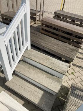 Trapje voor chalet of stacaravan