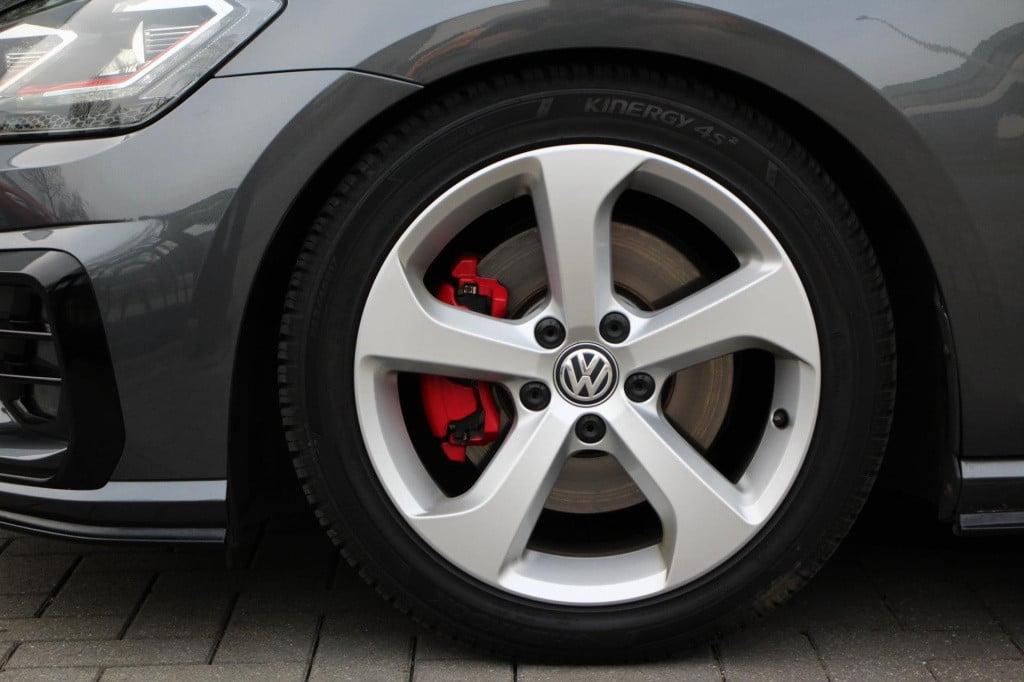 Volkswagen Golf 2.0 tsi gti - h&r - dsg - led/matrix - pdc rondom - disc+ -