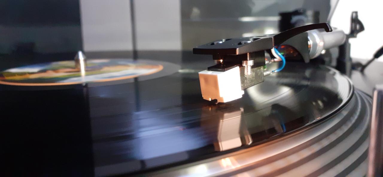 Lenco l-400bk proffesionele draaitafel direct drive