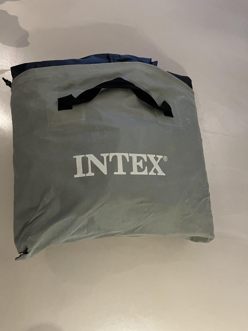 Intex Luchtbed Queen 2-persoons – met ingebouwde elektrische pomp