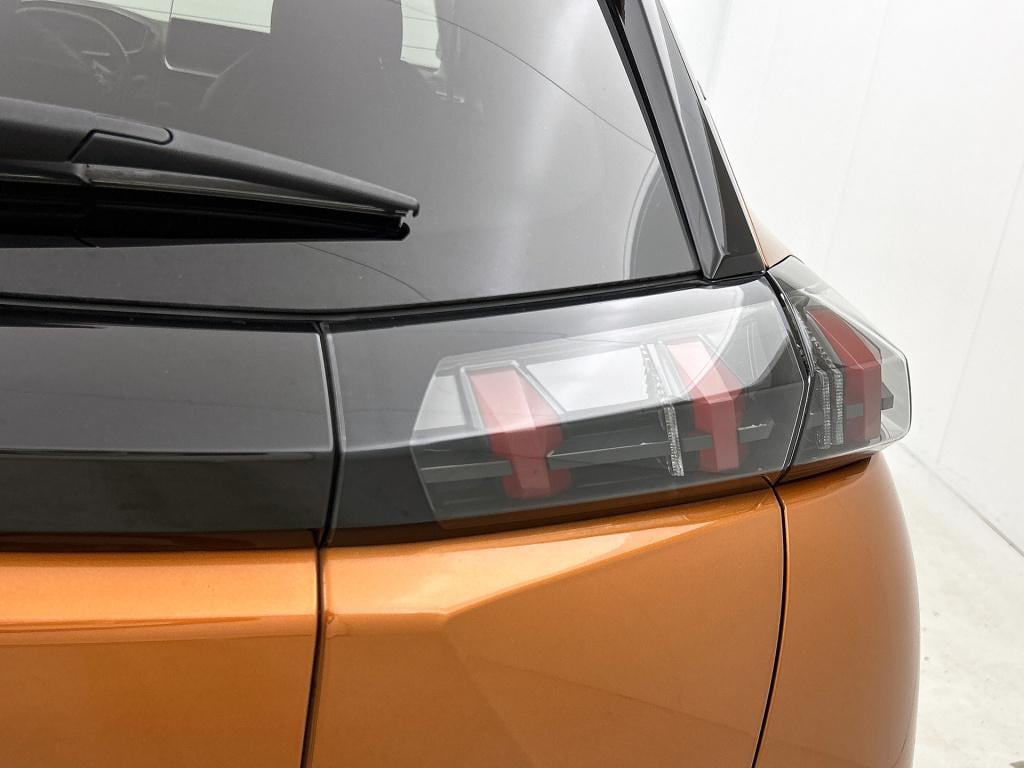 Peugeot 2008 100pk allure | rijklaar