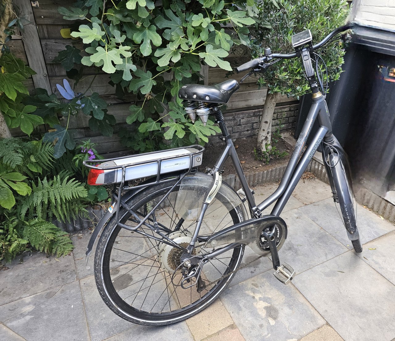 Sprata electrische fiets met werk