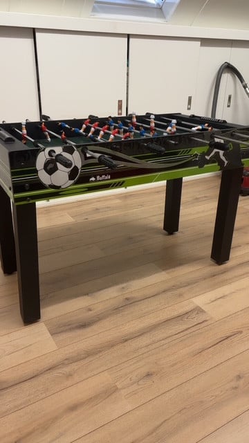 MOOIE VOETBALTAFEL TE KOOP ZGAN