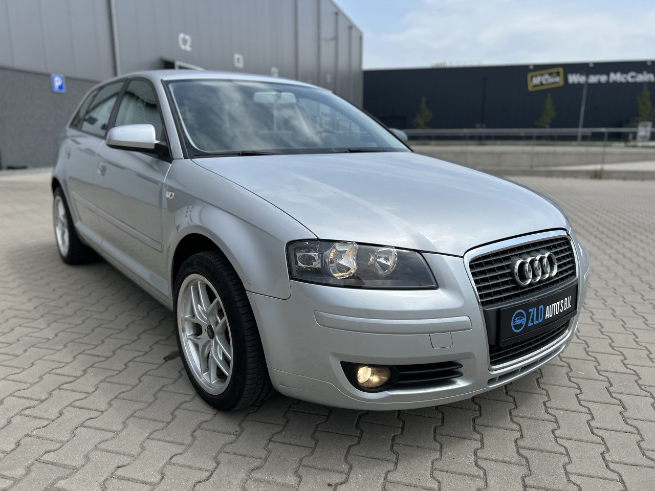 Audi A3 Sportback 1.4 TFSI Ambiente/APK/CRUISE CONTR/CARPLAY