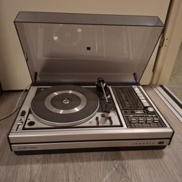 Grundig Studio 1600 platenspeler