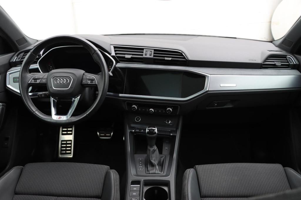 Audi Q3 35 tfsi s-line edition 150pk s-tronic