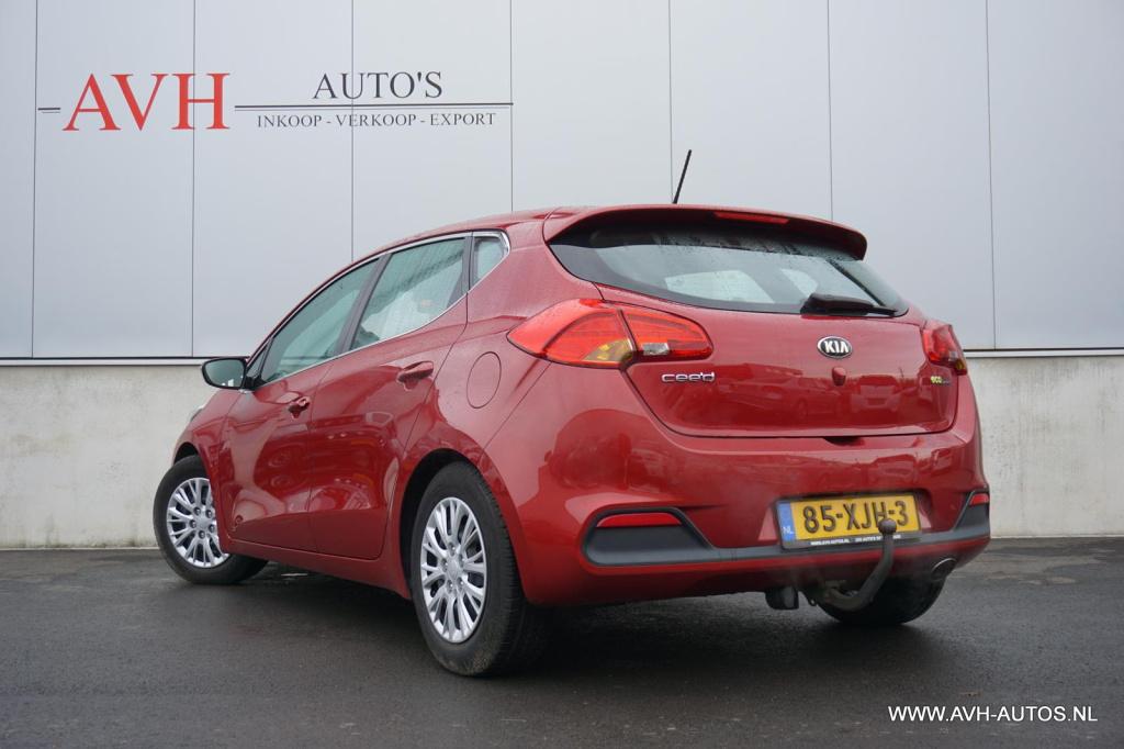 Kia Cee'd 1.6 gdi plus pack