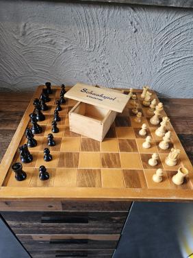 Vintage Schaakspel Staunton met houten bord en doosje