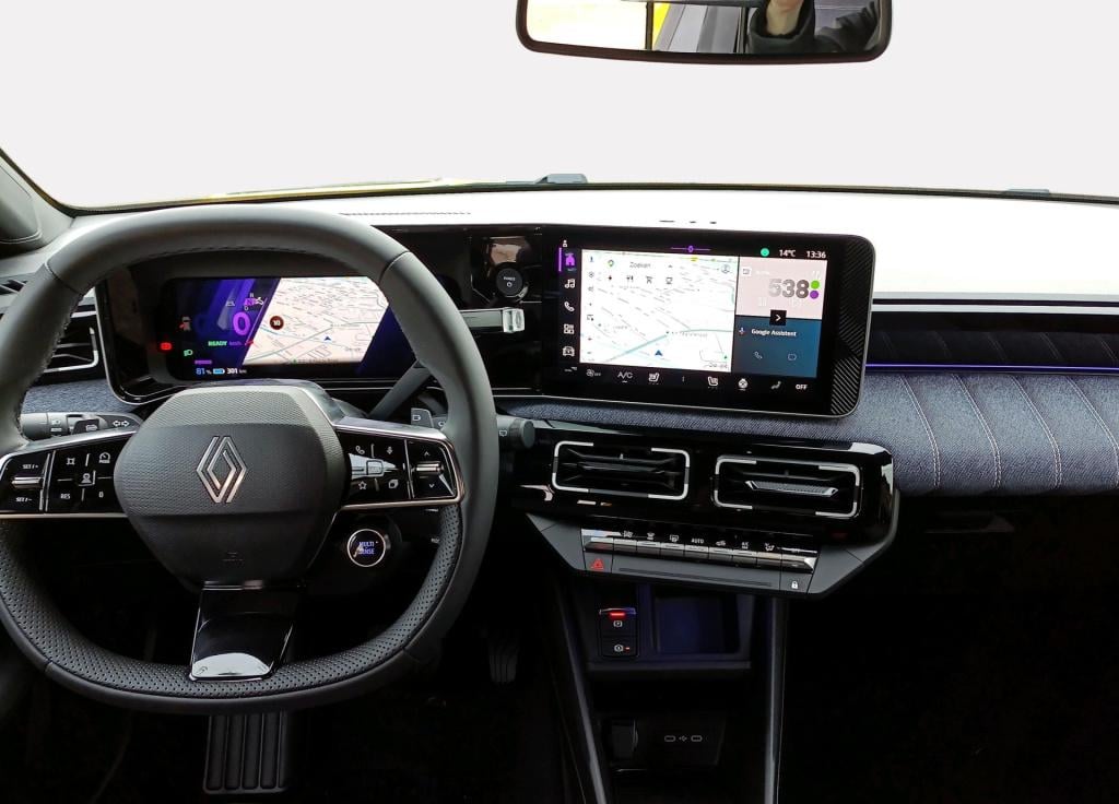 Renault 5 comfort range techno 52 kwh - 18 inch velgen / pack winter