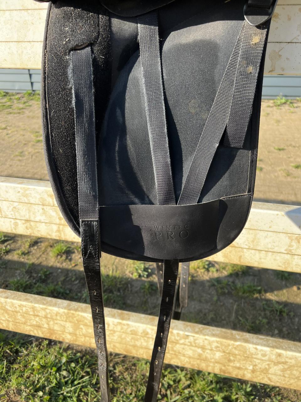 Wintec pro Isabell Werth dressuur zadel 17,5 inch