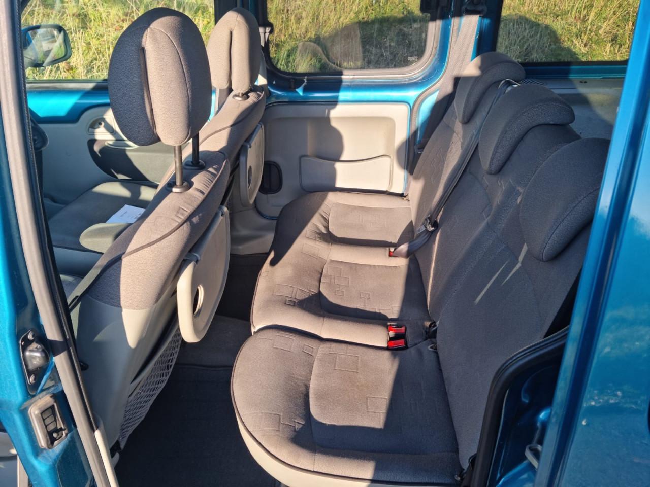 Renault kangoo 1.6i 16v 5 persoons zeer mooi