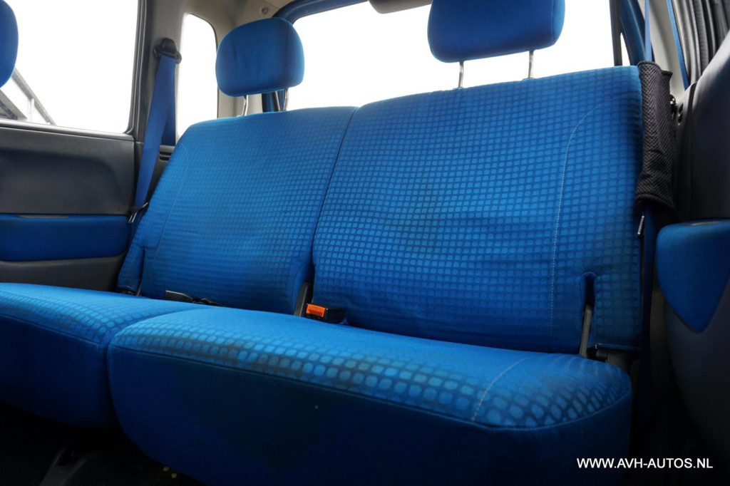 Opel Agila 1.2-16v color edition