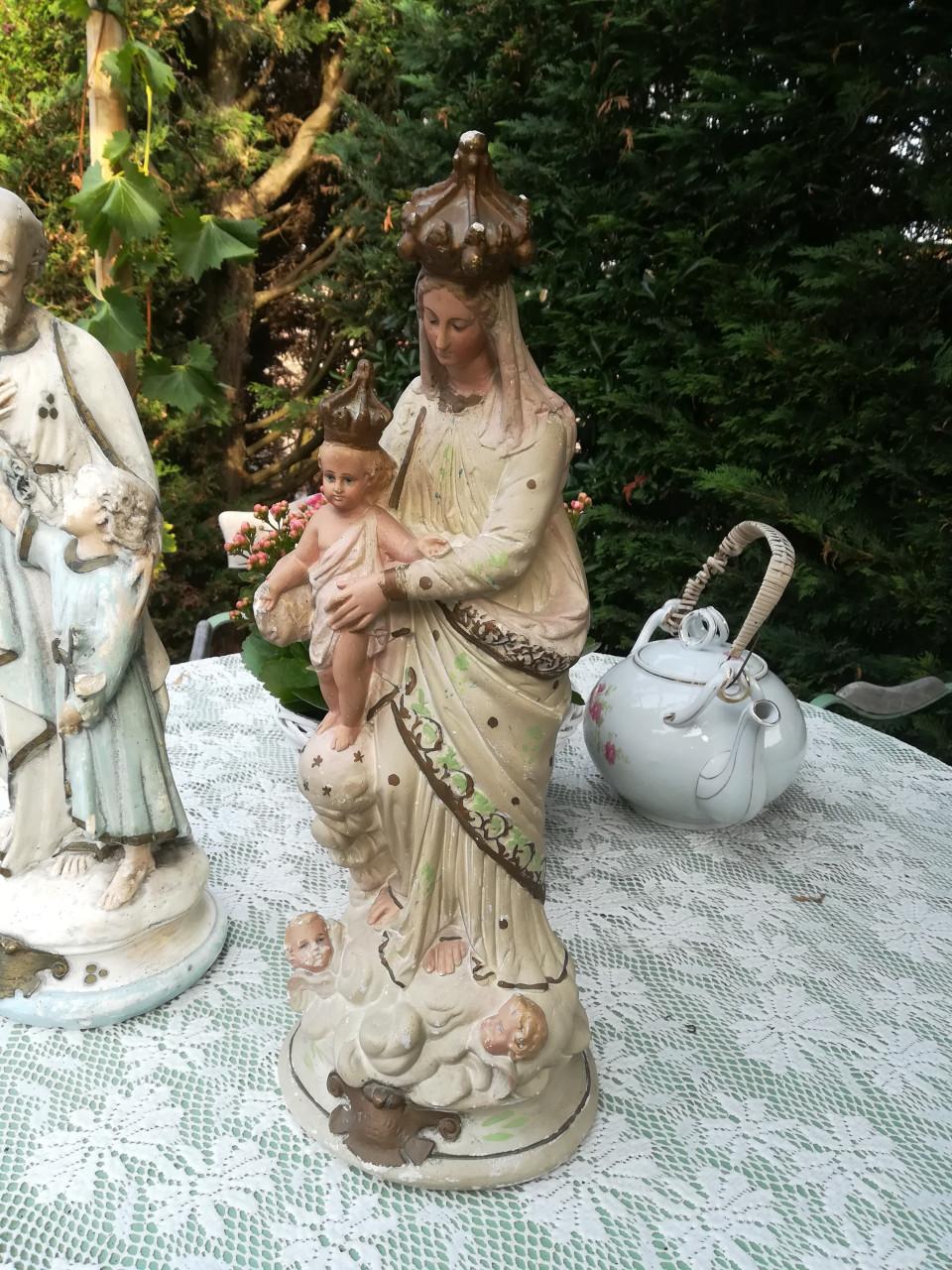 Brocante gipsen beelden
