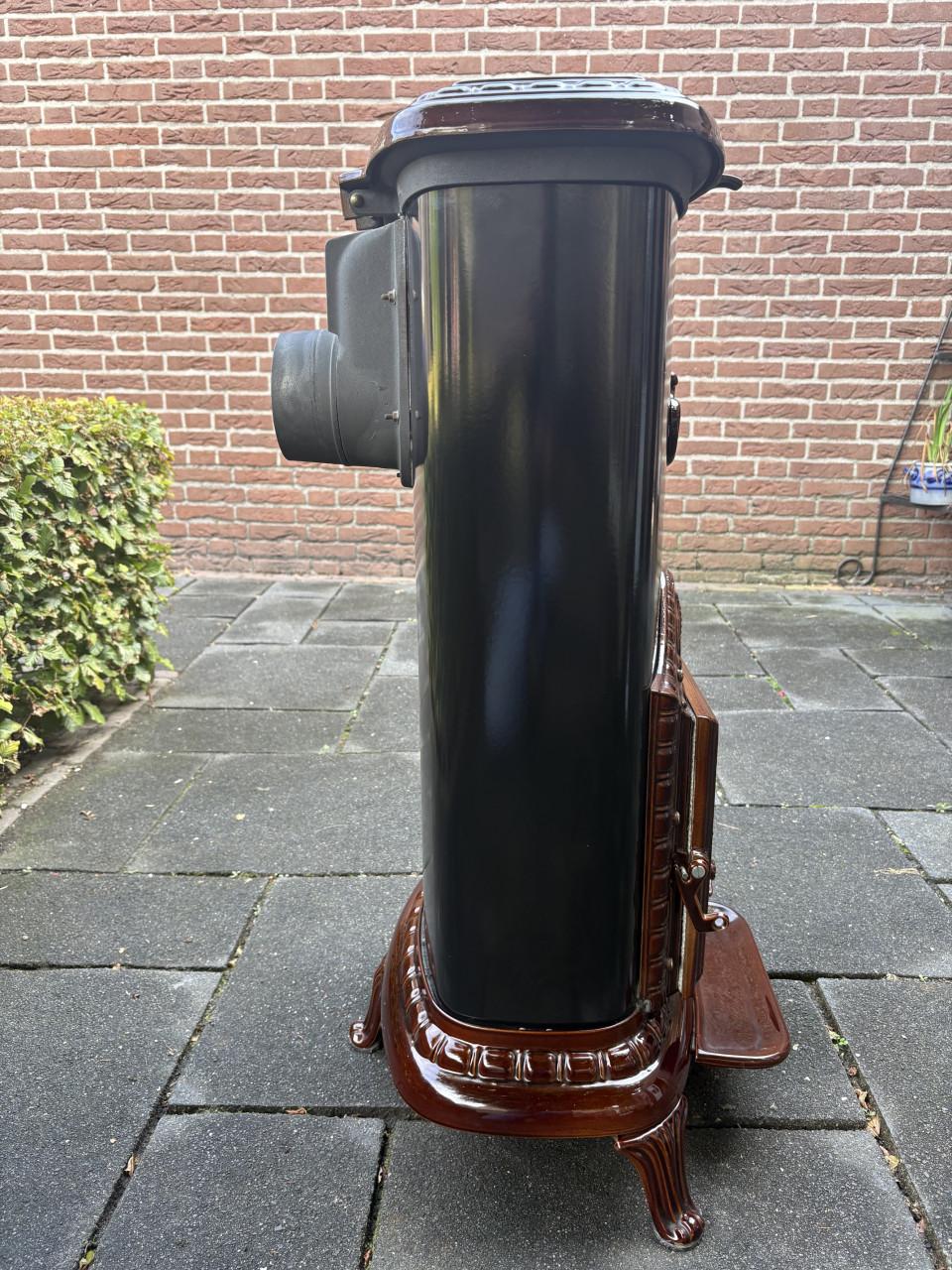 Hagelnieuwe retro ovale gietijzeren houtkachel of kolen 14KW