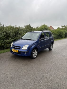Suzuki ingnis met een jaar apk!
