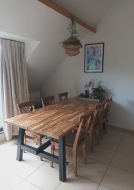 SKOGSTA Eettafel